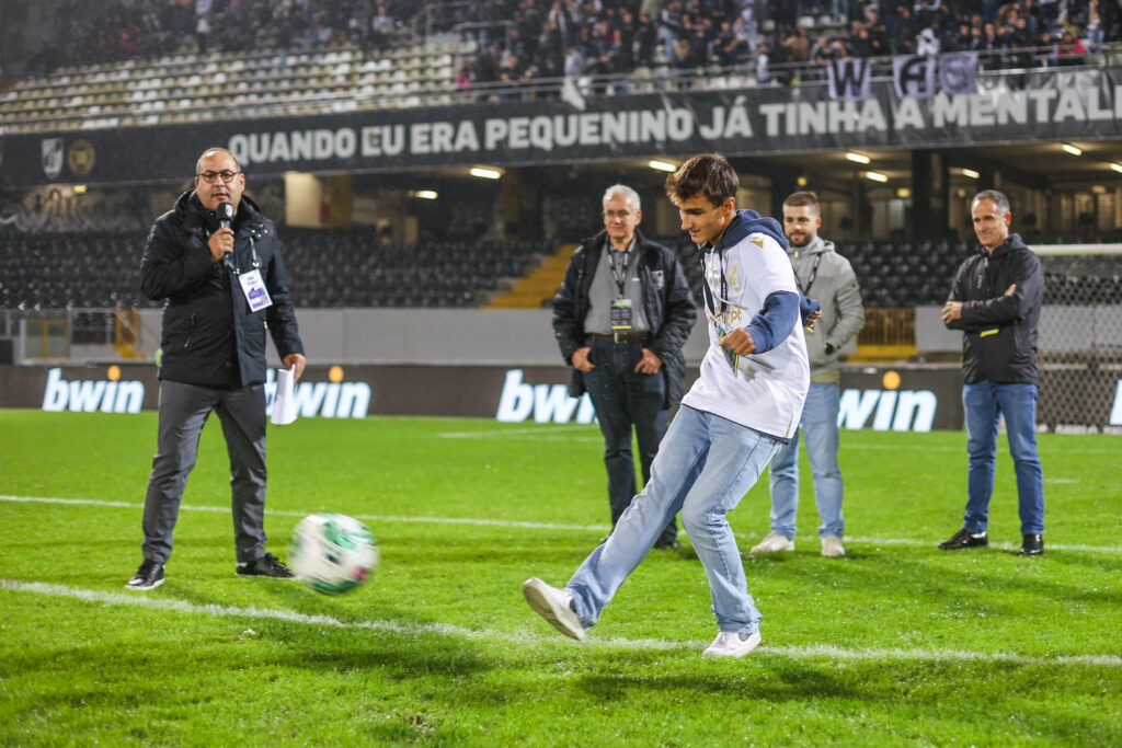 Realização da ativação ao intervalo, no jogo Vitória SC x FC Porto.